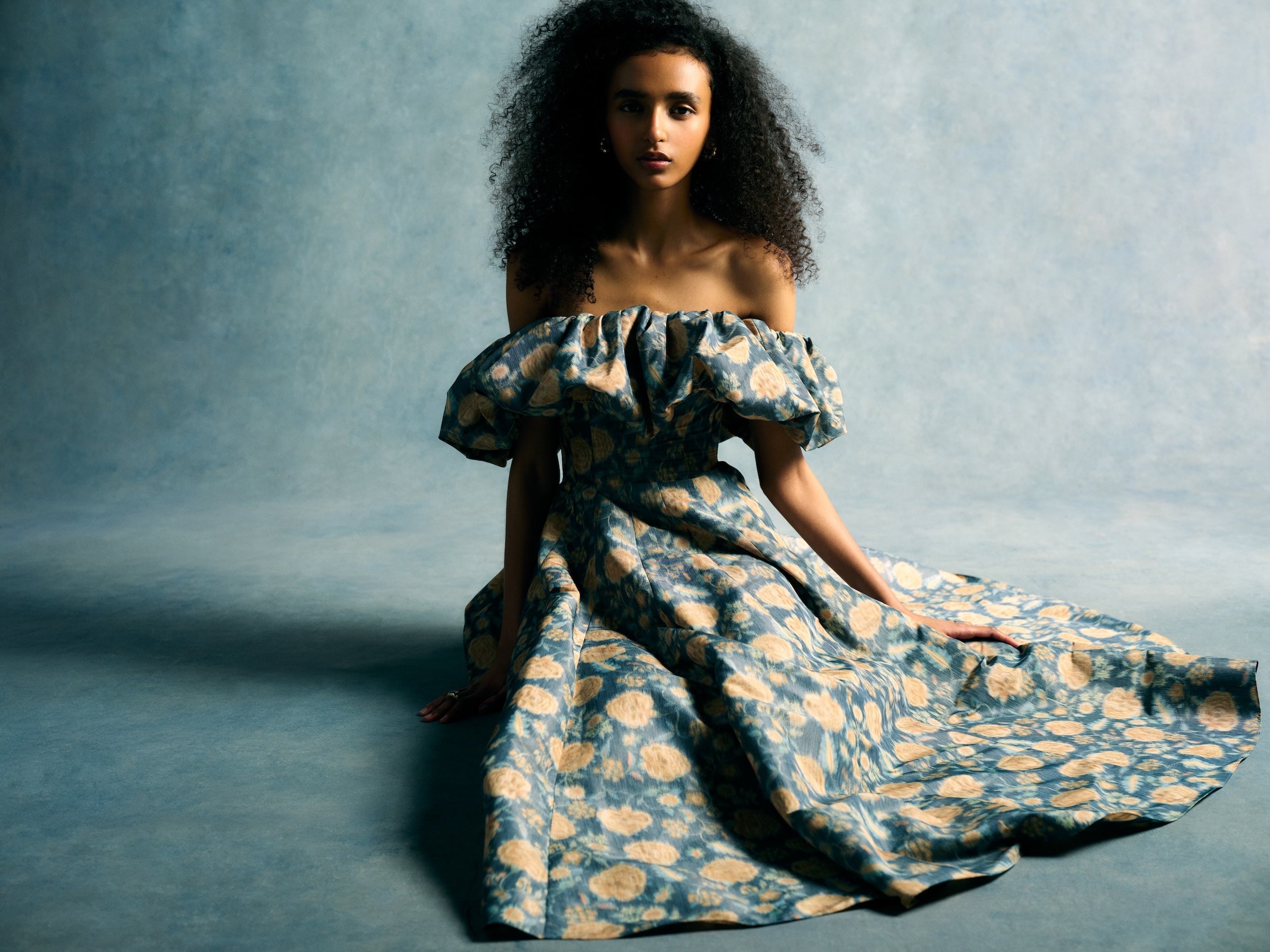 Aria Blue Floral Ikat Strapless Midi Dress – Markarian