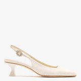 Amal Pump White Lace
