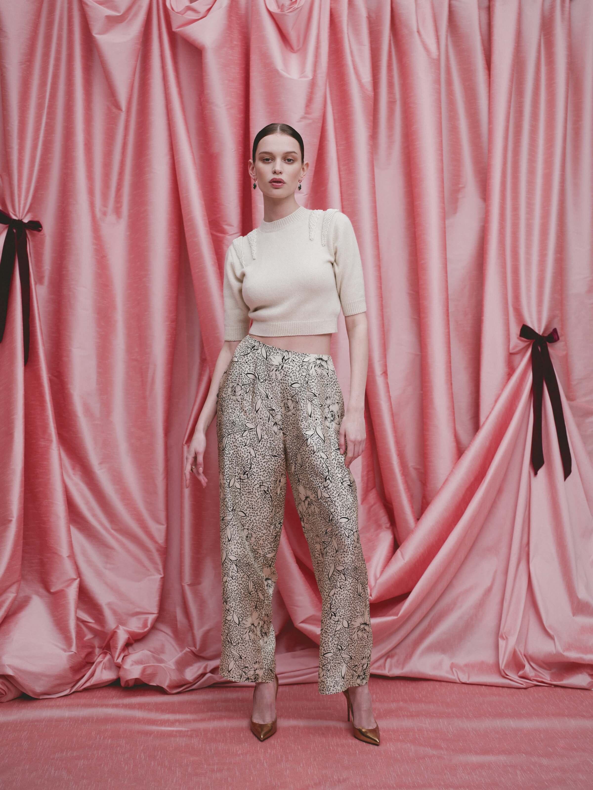 Lune Black Floral Printed Twill Cropped Pant