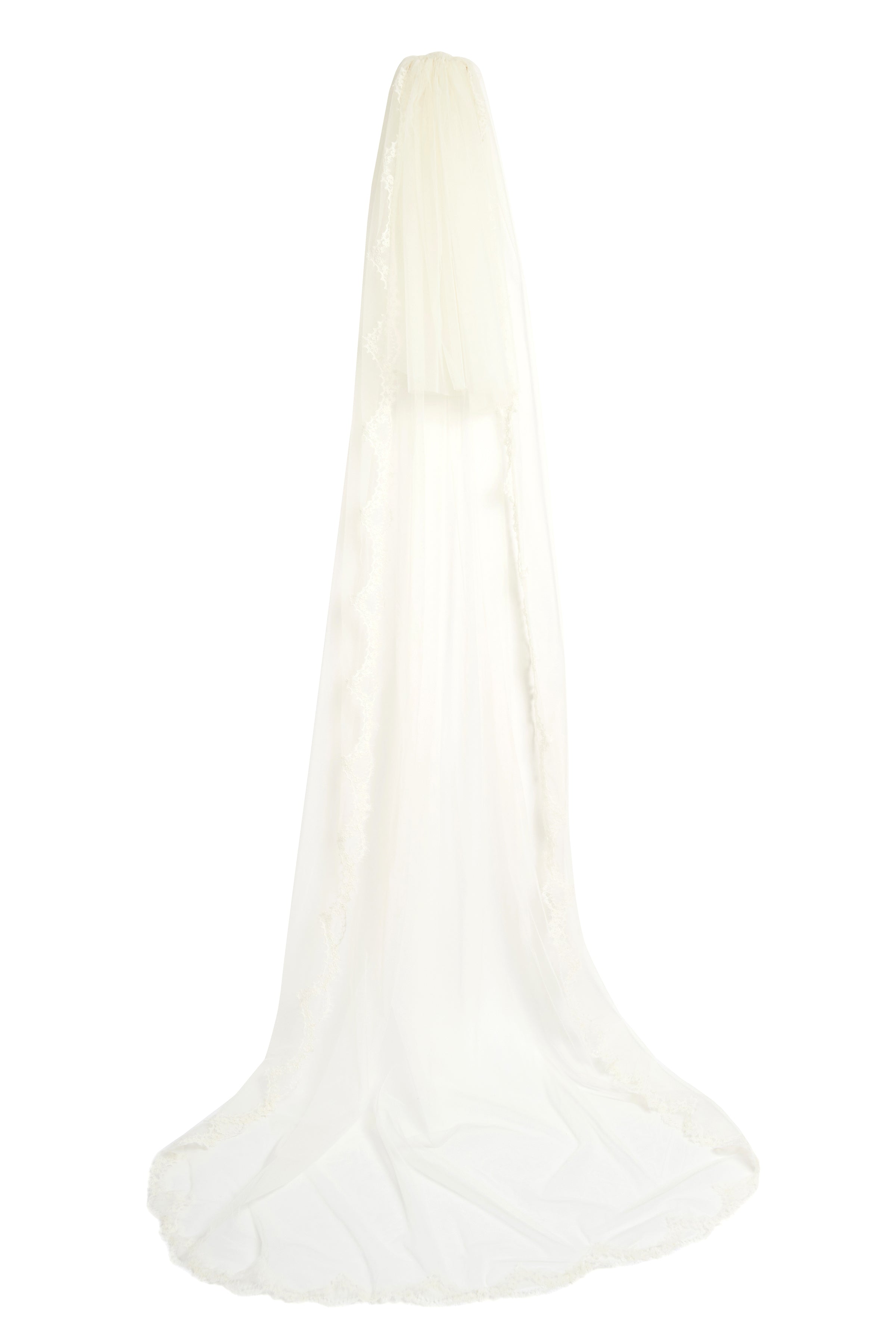 Catrine Cathedral Veil with Embroidered Scalloped Lace Edging